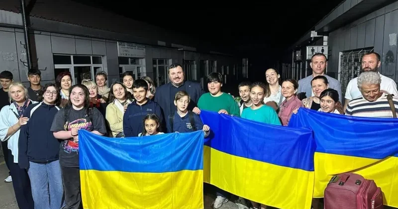 Юрий Гусев поблагодарил Азербайджан за эвакуацию граждан Украины