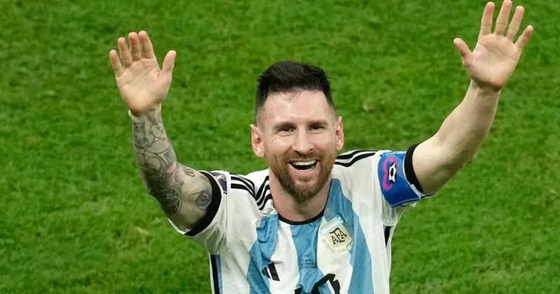 “Messi 60 yaşına qədər oynaya bilər”