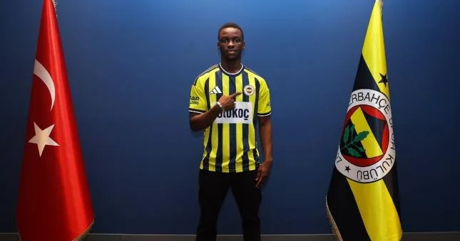 Fənərbaxça Seneqal millisinin üzvünü transfer etdi