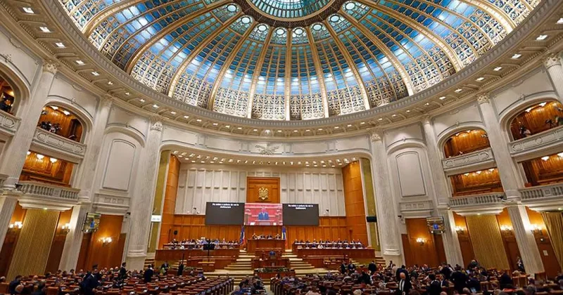 Нижняя палата парламента Румынии одобрила закон об объединении с Молдовой