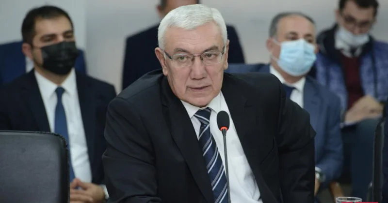 Böyük əraziyə malik olmaq hər zaman yüksək təsir gücü demək deyil