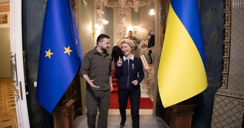 В отношении фон дер Ляйен начали проверку из за переписки с Зеленским Minval Politika
