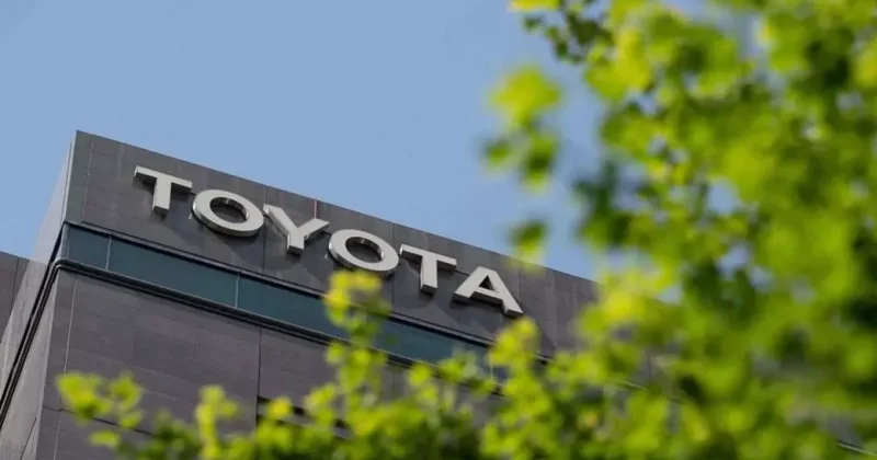 Toyota сократит выпуск авто за рубежом