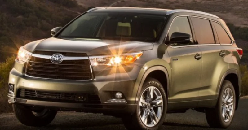 Toyota avtomobil istehsalını azaldacaq