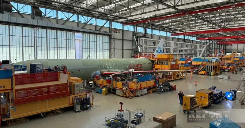 Журналистам из Азербайджана показали город в городе завод Airbus в Гамбурге