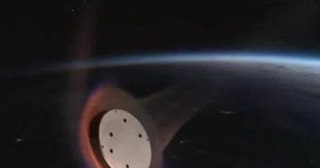 SpaceX запустила новый космический корабль ВИДЕО