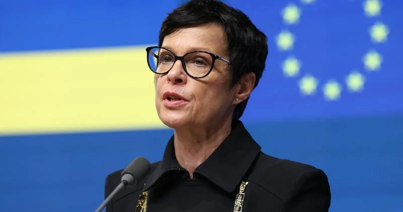 Еврокомиссар Кос: ЕС выплатит 25 мая Украине первые 3,2 млрд евро из 90 млрд евро по кредиту USL Minval Politika