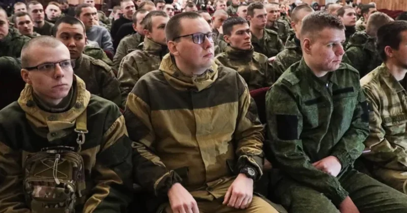 Россиян ждет мобилизация?