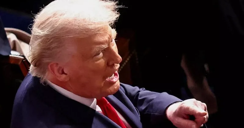Трамп похвастался популярностью на фоне падения рейтингов