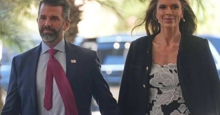 Trampın oğlunun gizli toyundan fotolar yayılıb