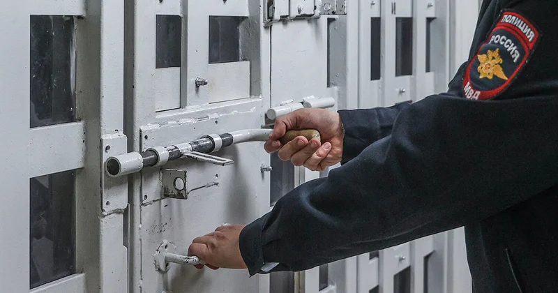 Oyun oynadığına görə ərini bıçaqladı Rusiyada kuryoz hadisə
