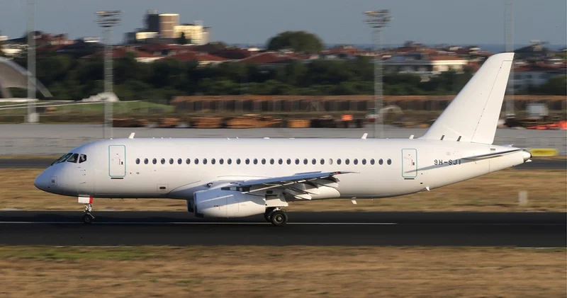 В Москве сразу два лайнера Sukhoi Superjet вышли из строя