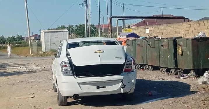 Bakıda zibillikdən “Chevrolet Cobalt” tapıldı FOTO
