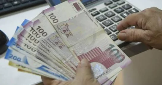 Azərbaycanlılar ayda orta hesabla 644 manat xərcləyir