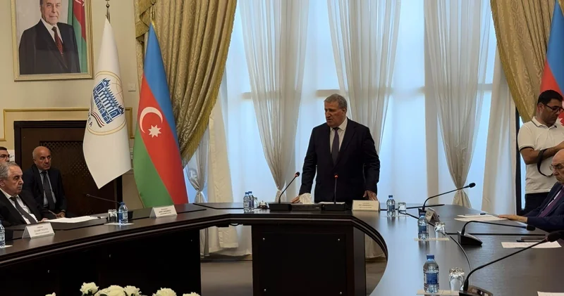 AMEA rəqəmsal qiymətləndirməyə keçir: Ənənəvi kağız hesabatları bal sistemi əvəzləyəcək