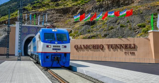 Özbəkistana 5 ay ərzində 5 milyindan çox turist səfər edib