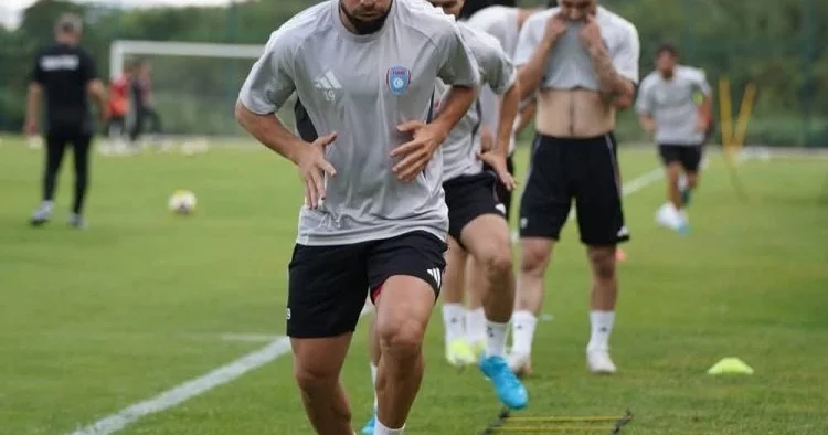 Turan Tovuz dan ayrılan azərbaycanlı hücumçu Asiya klubunda FOTO