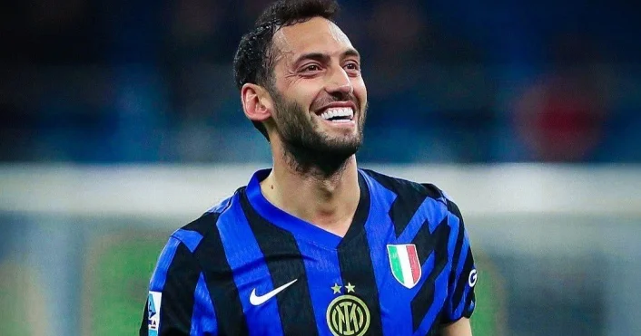 ​ Fənərbaxça və Qalatasaray ın istədiyi Çalhanoğlu seçimini etdi