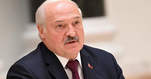 Lukaşenkodan dövlət rəsmilərinə: Məni qəzəbləndirməyin!