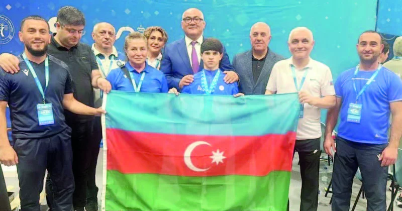 Ağırlıqqaldıranlarımızın 3 Avropa medalı