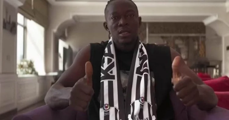 Karvan nigeriyalı müdafiəçi transfer etdi RƏSMİ