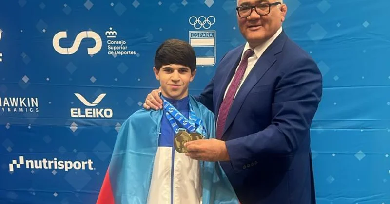 Азербайджанский тяжелоатлет стал чемпионом Европы в Мадриде ФОТО