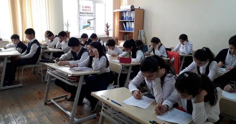 Məktəblilər arasında milli şüurun inkişaf etdirilməsi
