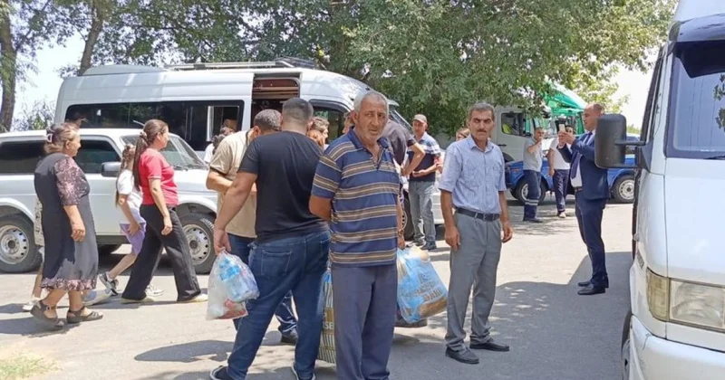 Daha 29 ailə Həsənriz kəndinə köçüb FOTOLAR