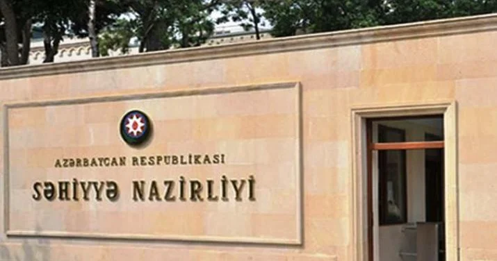 Əməliyyat görüntüləri paylaşan baş həkimə XƏBƏRDARLIQ EDİLDİ