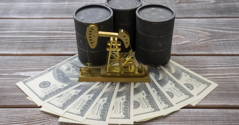 Нефть подорожала на данных по запасам в США