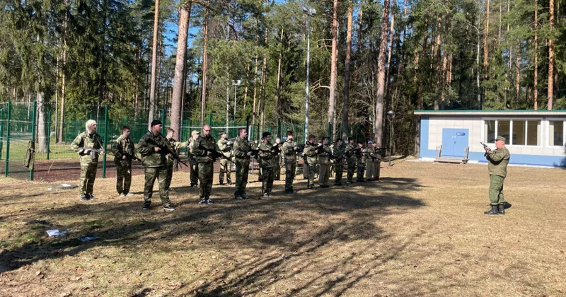 Под Петербургом готовятся к большой войне