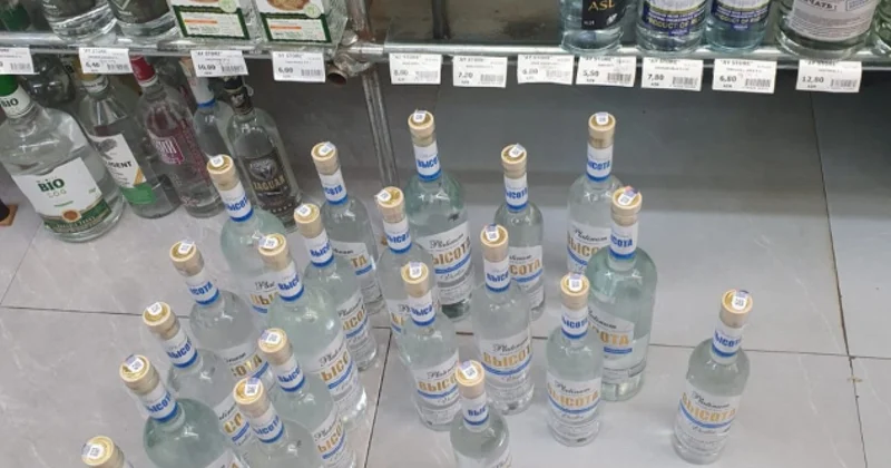 Bu marketdə saxta araqlar aşkarlandı FOTOLAR