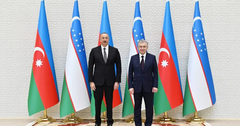 Prezident Mirziyoyevi təbrik etdi