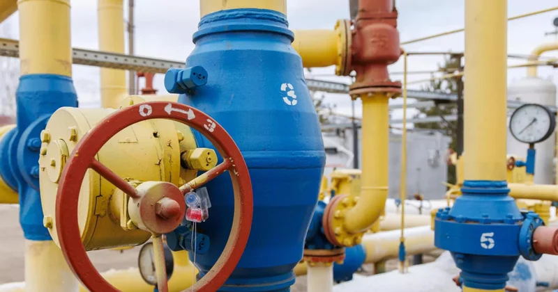 Россия приостановила подачу газа в Армению