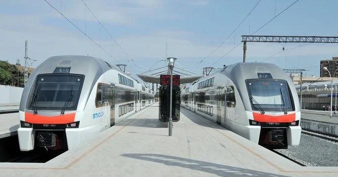 Bakı Sumqayıt sürət qatarı niyə 90 la gedir?