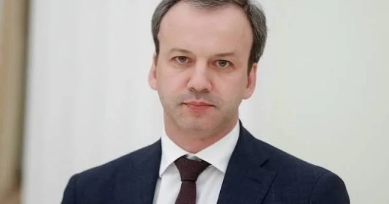 Dvorkoviç istefa verib