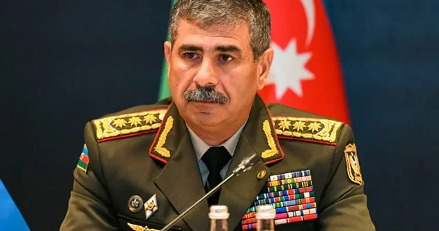 Azərbaycan müdafiə naziri Pakistana başsağlığı VERDİ