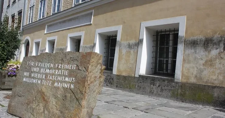 Avstriya Hitlerin doğulduğu evi neonasistlər üçün tələyə çevirdi