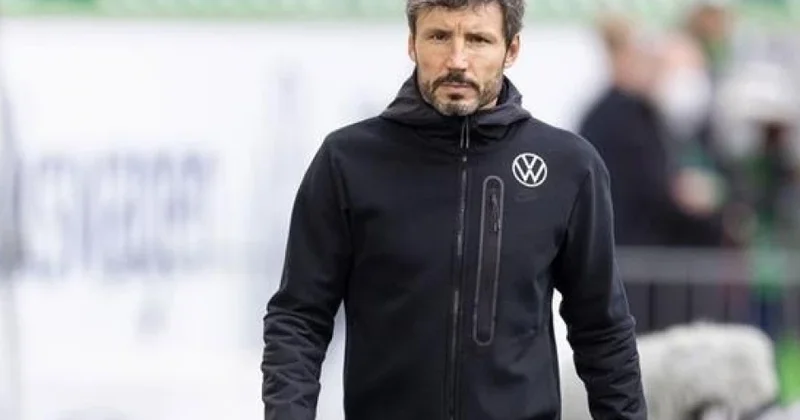 Van Bommel Belçika millisinin yeni baş məşqçisidir