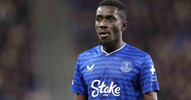Everton 36 yaşlı futbolçu ilə yollarını rəsmən ayırdı karyerasını Səudiyyə Ərəbistanında davam etdirəcək