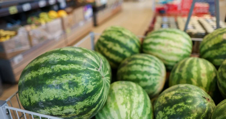 Qarpızı çox yemək sağlamlıq üçün təhlükəli ola bilər