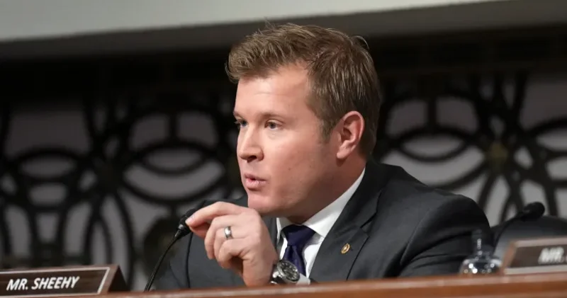 Senator: İranın 47 il əvvəl başladığı müharibəni biz bitirəcəyik