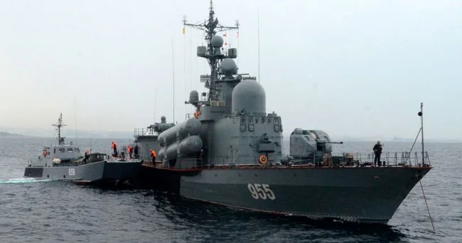Rusiya Ukrayna dronları səbəbindən Qara dəniz sularını təhlükəli elan etdi