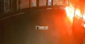 Bu küçədə radar və ya nəzarət sistemi yoxdur Bəzi sürücülər At oynadır
