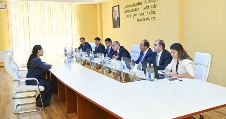 Emin Əmrullayev Saatlıda vətəndaşları qəbul etdi FOTO