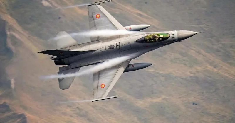 F 16 qırıcısı Rumıniya hava məkanında PUA nı vurub