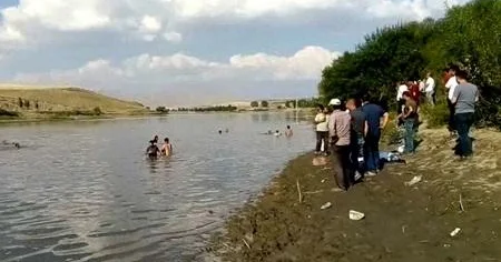 Pirsaat çayında batan 3 nəfərin meyiti tapıldı