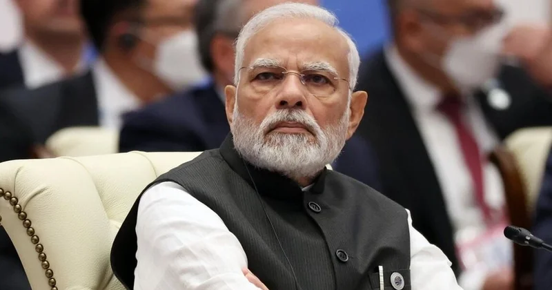 Modi Hindistanın əvvəlki hökumətlərinin səhvlərindən danışdı