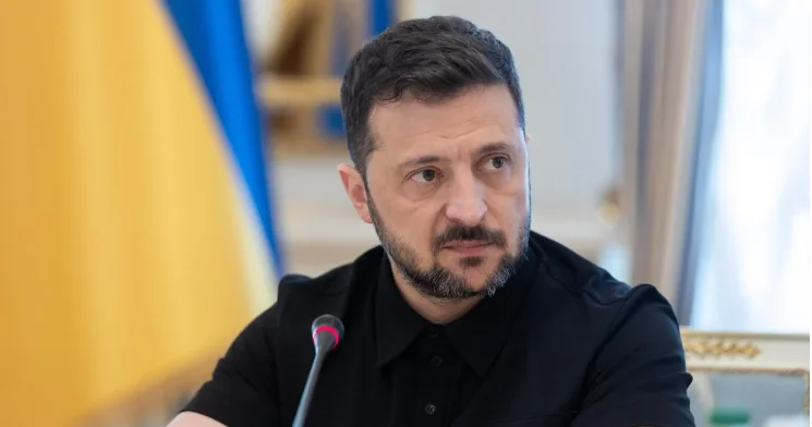 Zelenski Donbas istiqamətində müsbət dinamikanın olduğunu açıqlayıb