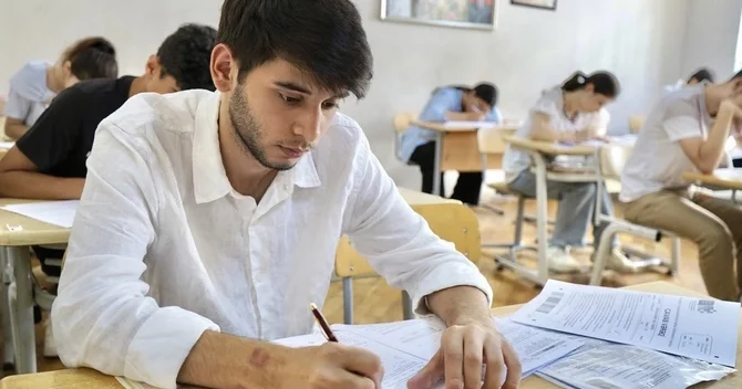 Abituriyentlər və valideynlərə VACİB MÜRACİƏT
